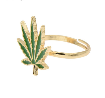 Maple Green Leaf Ring