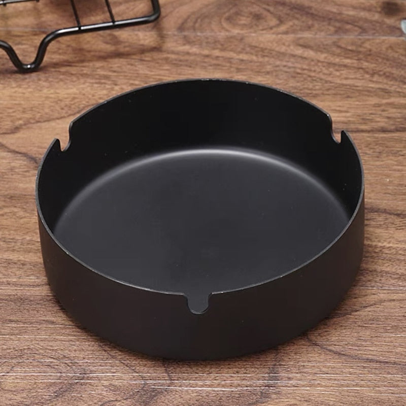 Round Ashtray with resting spots